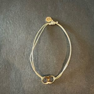 Tory Burch Embrace Ambition Bracelet in Gold/Tory Gold